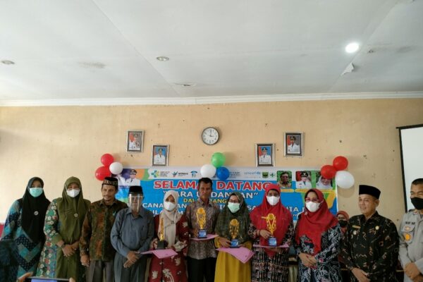 LAUNCHING PEKAN IMUNISASI DUNIA DAN BULAN IMUNISASI ANAK NASIONAL TINGKAT KECAMATAN SUNGAI LIMAU