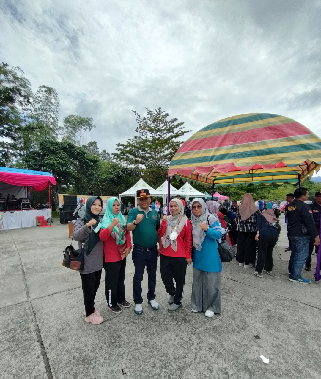 Gerak Jalan Bersama Hari Koperasi Nasional Ke-75.