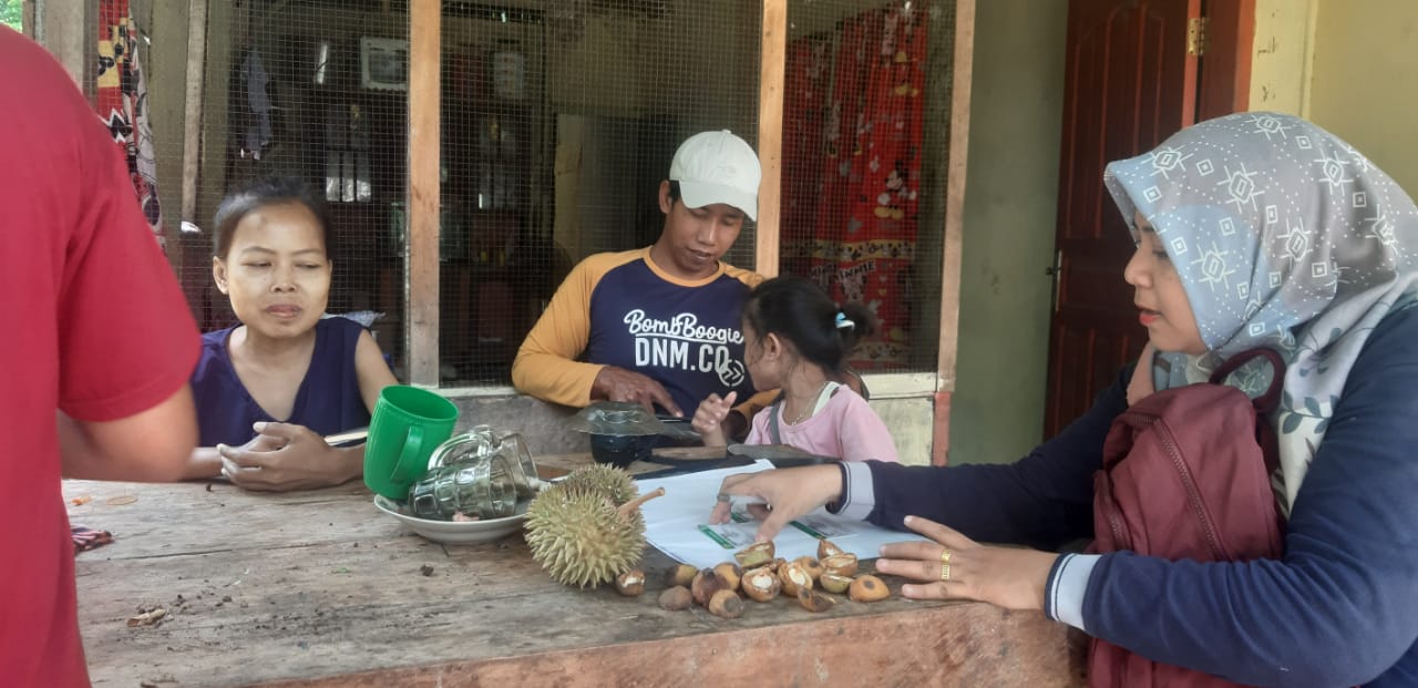 KUNJUNGAN KELUARGA RAWAN WILAYAH KERJA PUSKESMAS SUNGAI LIMAU